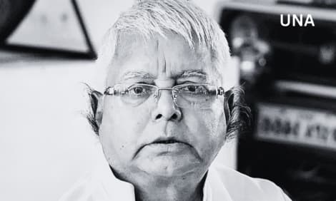 लैंड फॉर जॉब घोटाला: लालू यादव सुप्रीम कोर्ट पहुंचे, ट्रायल रोकने की लगाई गुहार