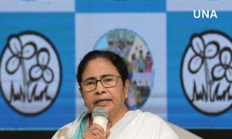 TMC का 2026 मिशन शुरू: शहीद दिवस रैली में 'बंगाली अस्मिता' को बनाया मुख्य मुद्दा