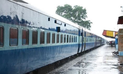 उत्तर भारत में मानसून का कहर तेज, दिल्ली-UP-बिहार के लिए भारी बारिश की चेतावनी