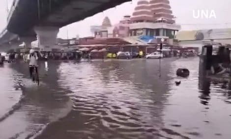 मूसलधार बारिश से पटना बेहाल: जलजमाव ने थाम दी शहर की रफ्तार, प्रशासन पर उठे सवाल